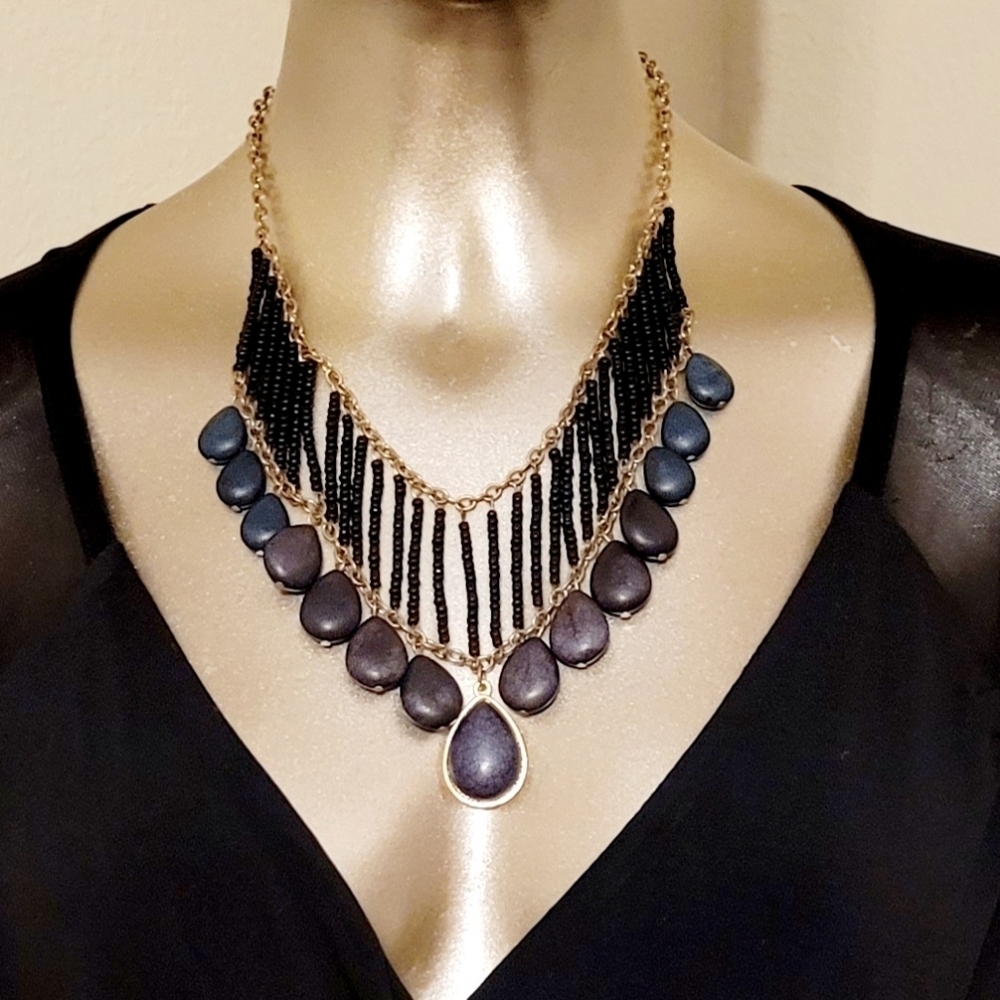 VINTAGE BLACK BEADED STONE BOHO GYPSY NECKLACE